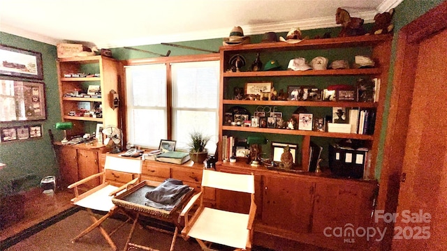 700 Valleyview Dr Unit 1, Albemarle, NC 28001 - bar featuring crown molding