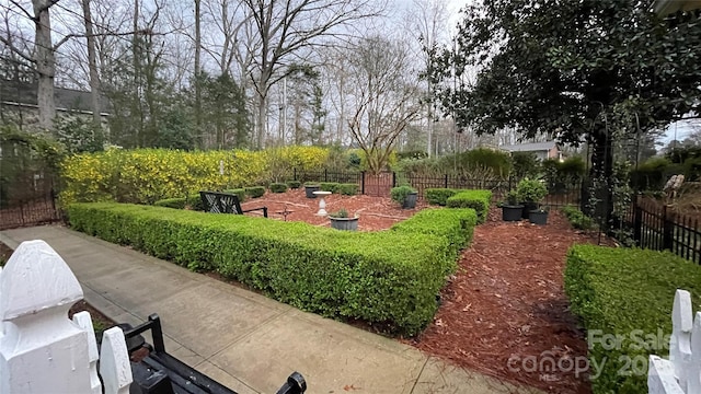 700 Valleyview Dr Unit 1, Albemarle, NC 28001 - view of yard featuring fence