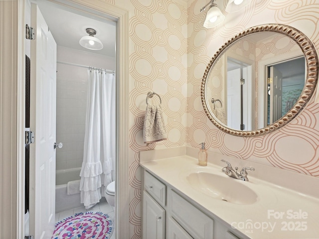 18419 Dembridge Dr, Davidson, NC 28036 - full bath featuring toilet, vanity, wallpapered walls, shower / bath combo with shower curtain, and tile patterned flooring