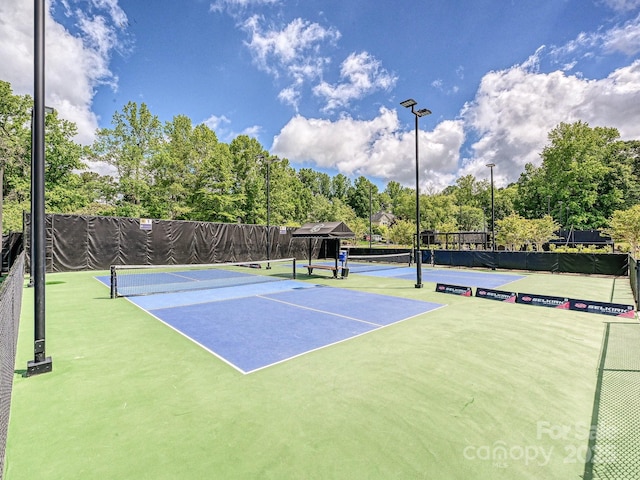 18419 Dembridge Dr, Davidson, NC 28036 - view of tennis court with community basketball court and fence