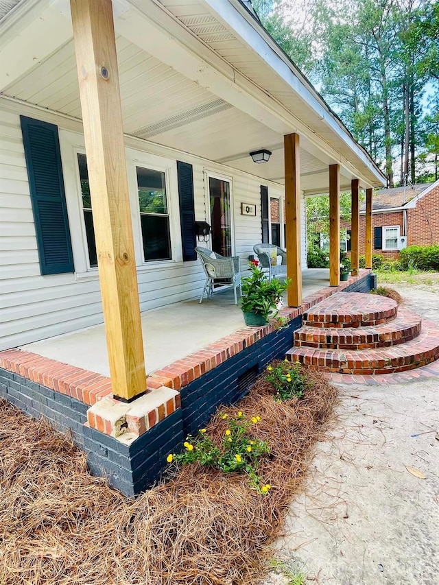 357 Huger St, Cheraw, SC 29520 - view of patio / terrace featuring a porch