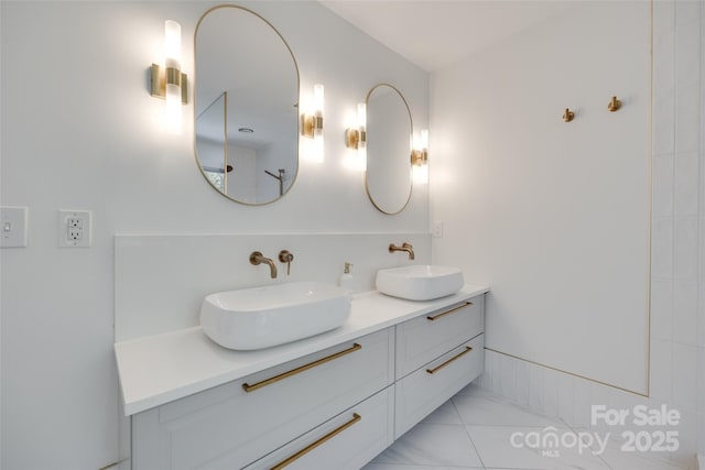 1134 Blueberry Ln, Charlotte, NC 28226 - full bath featuring double vanity