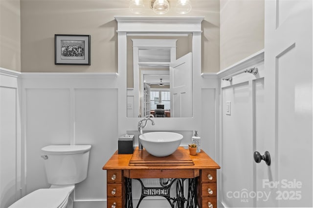 2414 Bay St, Charlotte, NC 28205 - bathroom with toilet and vanity