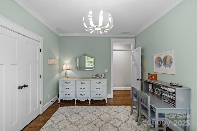 2414 Bay St, Charlotte, NC 28205 - office area featuring a chandelier, ornamental molding, dark wood-style flooring, and baseboards