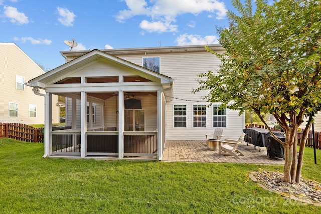 6119 Castlecove Rd, Charlotte, NC 28278 - rear view of house with a sunroom, a patio area, and ceiling fan