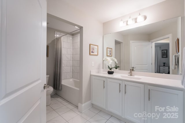 148 Adelaide Way, Rock Hill, SC 29732 - bathroom featuring toilet, vanity, shower / tub combo, baseboards, and marble finish flooring