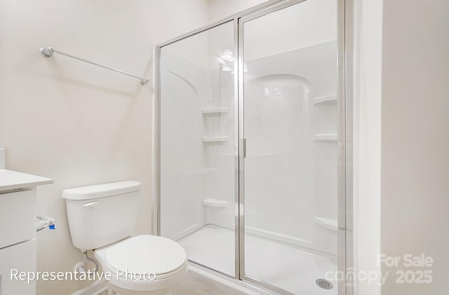 2233 Tabor Rd Unit 586, Sherrills Ford, NC 28673 - full bathroom with a shower stall, toilet, and vanity