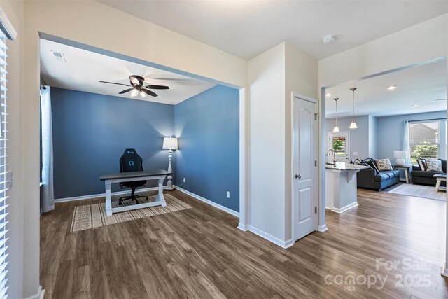 11101 Crane Creek Dr, Charlotte, NC 28278 - photo 4