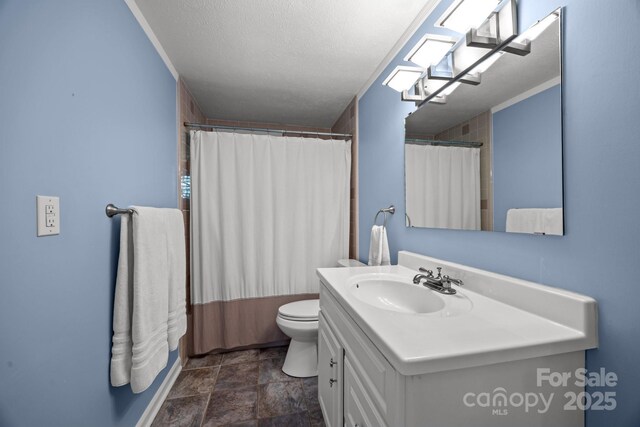 931 Indian Hill Rd, Hendersonville, NC 28791 - bathroom with vanity, a textured ceiling, toilet, stone finish floors, and a shower with shower curtain