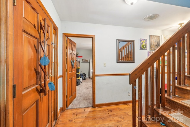 8504 Knollwood Cir, Charlotte, NC 28213 - entryway with light wood-style floors and baseboards