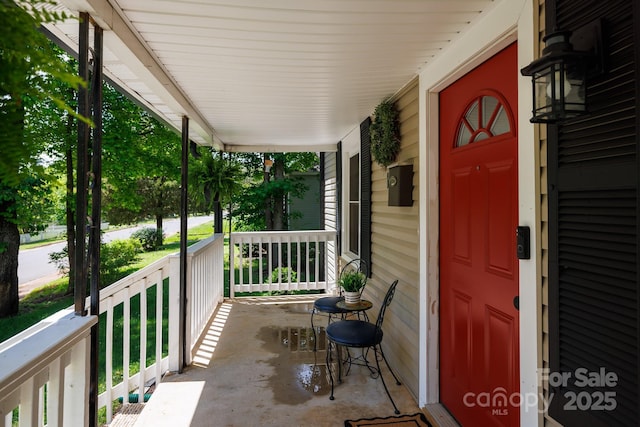 118 Sunset Dr, Clover, SC 29710 - balcony featuring a porch