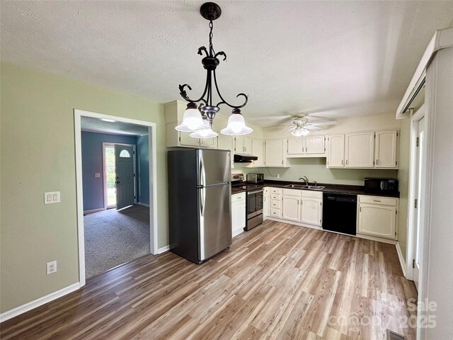 34 W Broadleaf Dr, Hendersonville, NC 28739 - photo 5