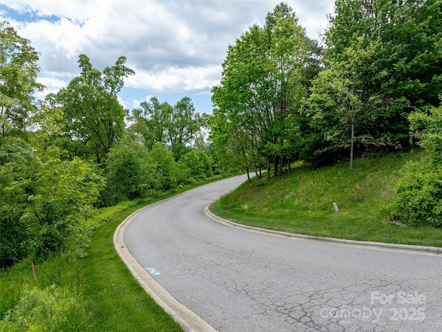 124 Summit Tower Cir, Asheville, NC 28804