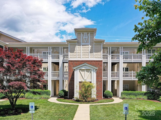 view of building exterior