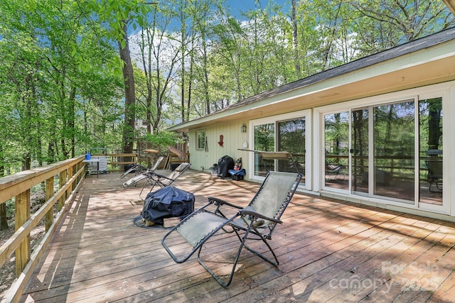 334 Lakeview Cir, Lugoff, SC 29078 - wooden deck featuring view of scattered trees