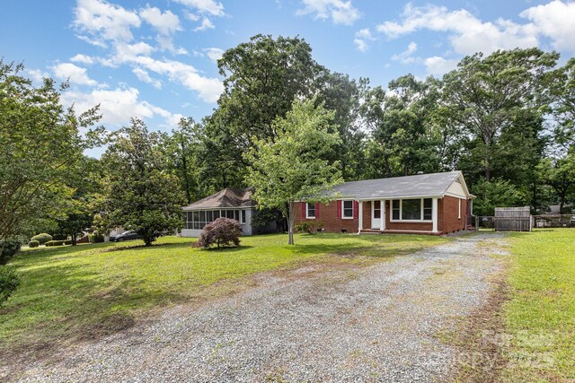 4915 Galax Dr, Charlotte, NC 28213 - photo 5
