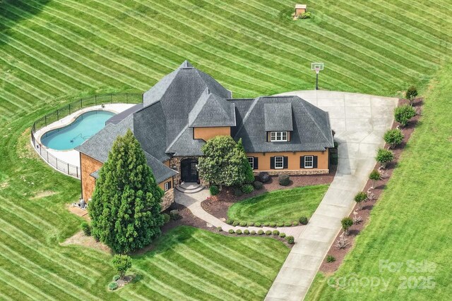 270 Sandhills Ct, Mooresville, NC 28115 - aerial view of property and surrounding area with a pool area