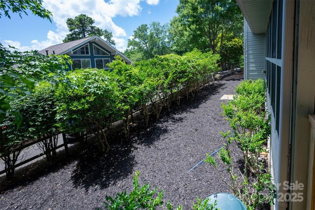 1096 Palmyra Dr, Tega Cay, SC 29708 - view of yard