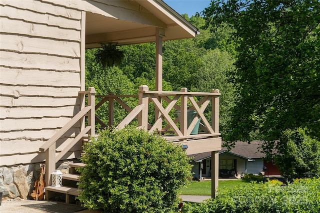 16 Royal Rdg, Clyde, NC 28721 - exterior space