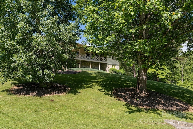 16 Royal Rdg, Clyde, NC 28721 - view of green lawn