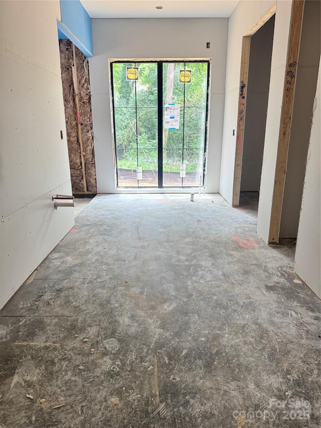 5427 Addison Dr, Charlotte, NC 28211 - view of unfurnished living room