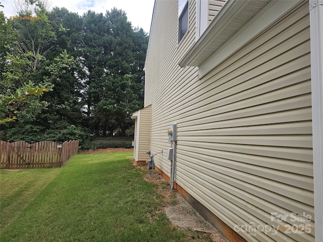 view of side of property