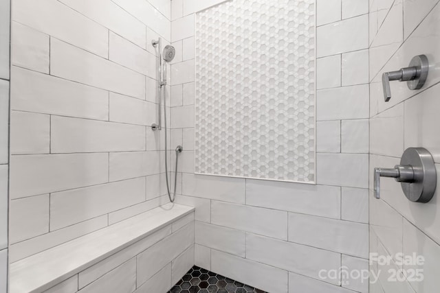 5523 Meadow Haven Ln, Charlotte, NC 28270 - bathroom with a tile shower