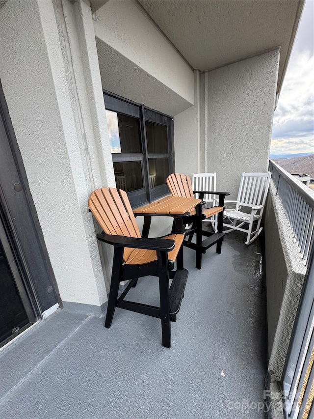303 Sugar Top Dr Unit 2323, Sugar Mountain, NC 28604 - view of balcony