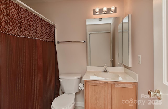 7007 Broad Leaf Ct, Indian Trail, NC 28079 - full bathroom with vanity, toilet, and a shower with curtain