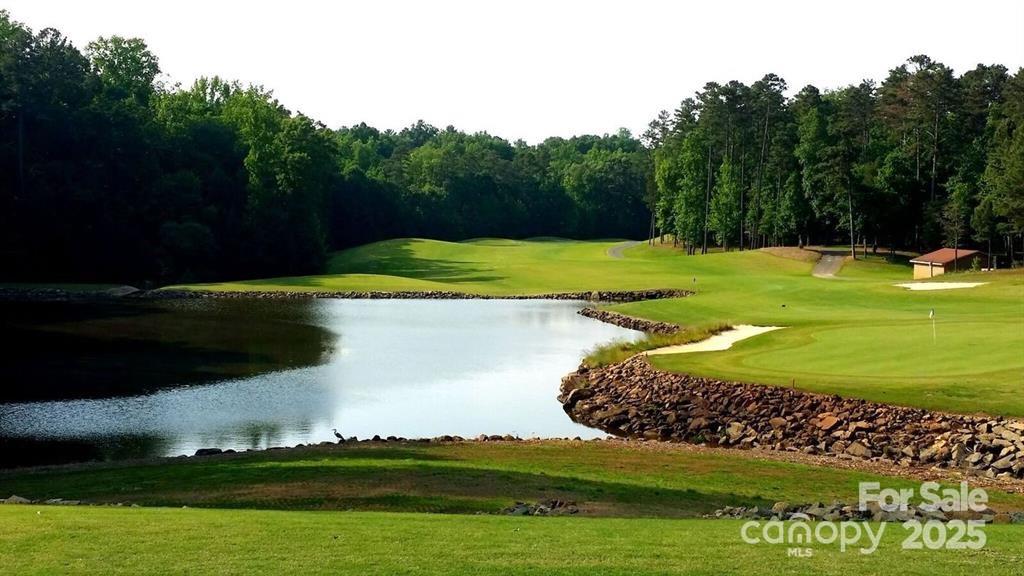 389 Tradition Dr, Mount Gilead, NC 27306
