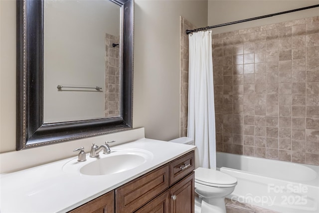 20 E Owl Creek Ln, Fairview, NC 28730 - bathroom with vanity, toilet, and shower / bathtub combination with curtain