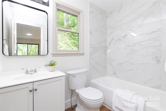 214 Hidden Creek Ln, Burnsville, NC 28714 - full bath with vanity, toilet, and washtub / shower combination