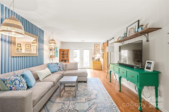 living area featuring light wood-style flooring