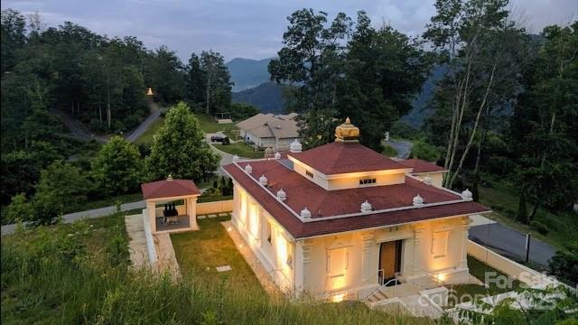 129 Mount Soma Blvd, Clyde, NC 28721