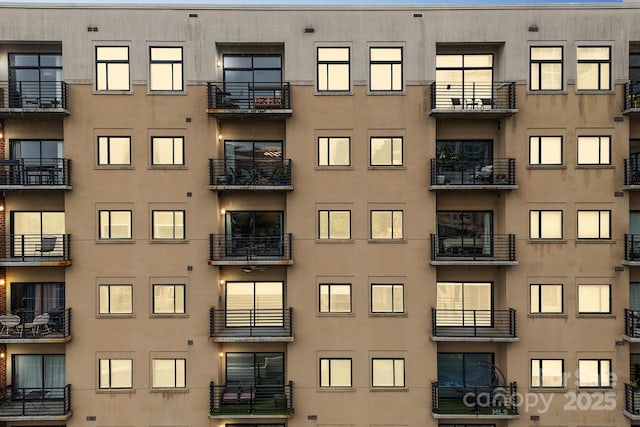 715 N Church St Unit 613, Charlotte, NC 28202 - view of apartment building / complex