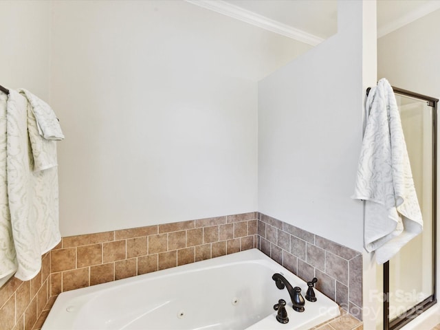 3801 Creek Ridge Dr, Denver, NC 28037 - bathroom with a jetted tub and ornamental molding