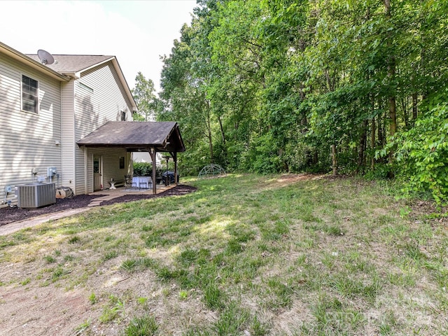 3801 Creek Ridge Dr, Denver, NC 28037 - view of grassy yard with central AC and a patio