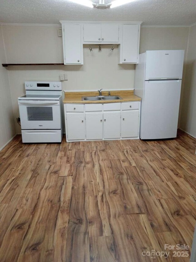 381 N Cleghorn St, Rutherfordton, NC 28139 - photo 10