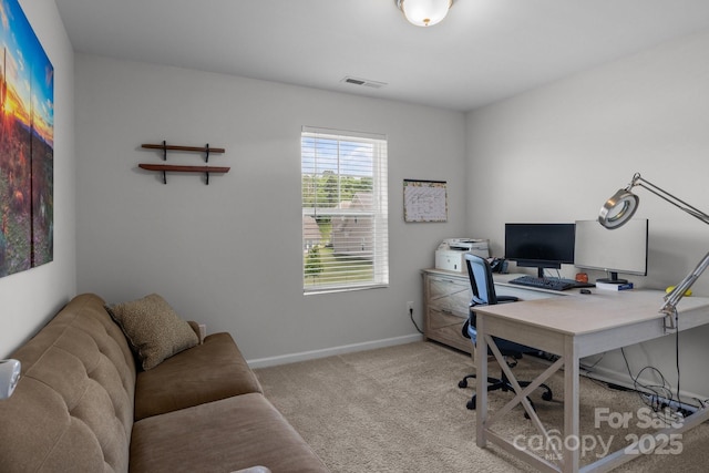7604 Tanglewood Way, Denver, NC 28037 - carpeted office space featuring baseboards