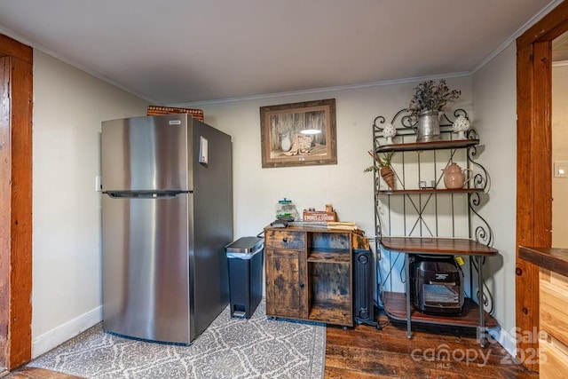 40 Painter Rd, Banner Elk, NC 28604 - kitchen featuring freestanding refrigerator, wood finished floors, crown molding, and baseboards