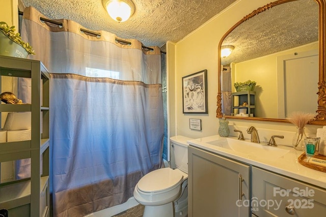 40 Painter Rd, Banner Elk, NC 28604 - full bathroom featuring a textured ceiling, vanity, toilet, and shower / tub combo