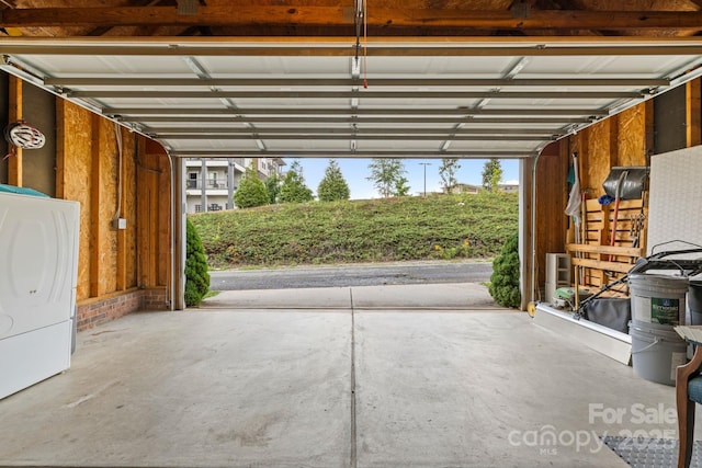 132 E Morehouse Ave, Mooresville, NC 28117 - view of garage