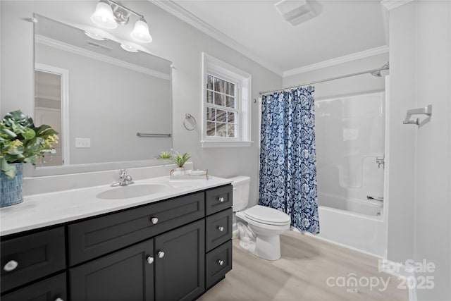 60 Leisure Ln, Maggie Valley, NC 28751 - bathroom featuring crown molding, toilet, vanity, wood finished floors, and shower / tub combo with curtain