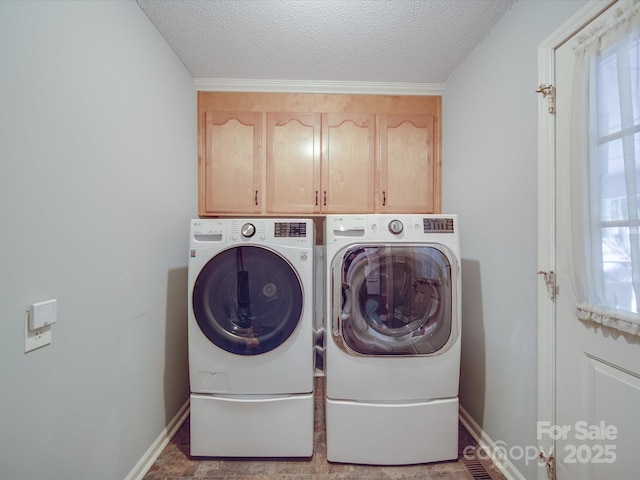 4620 Binwhe Ln, Gastonia, NC 28052 - laundry area featuring cabinet space, independent washer and dryer, a textured ceiling, and baseboards