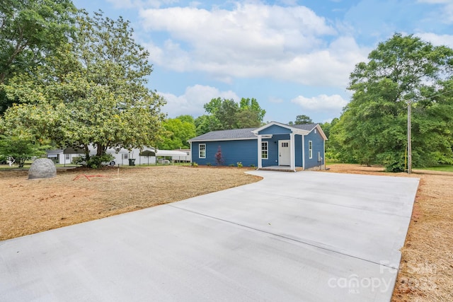 251 Hall Spencer Rd, Catawba, SC 29704 - view of front of home with driveway and a porch