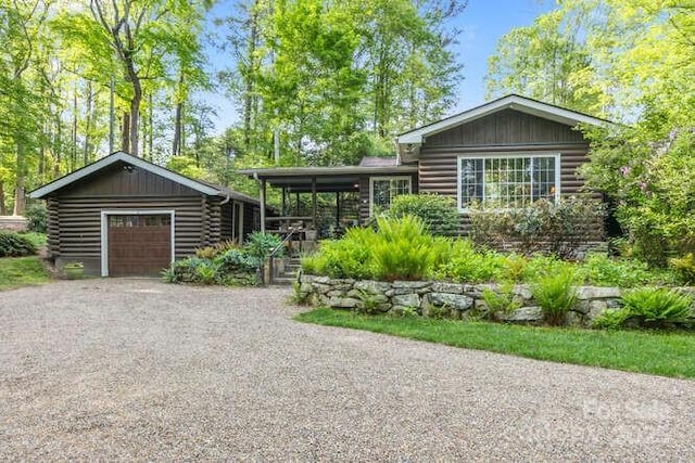 20 Deva Gln, Asheville, NC 28804 - log home with log siding and driveway