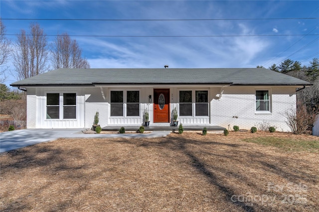 374 Mills Gap Rd, Asheville, NC 28803 - photo 1