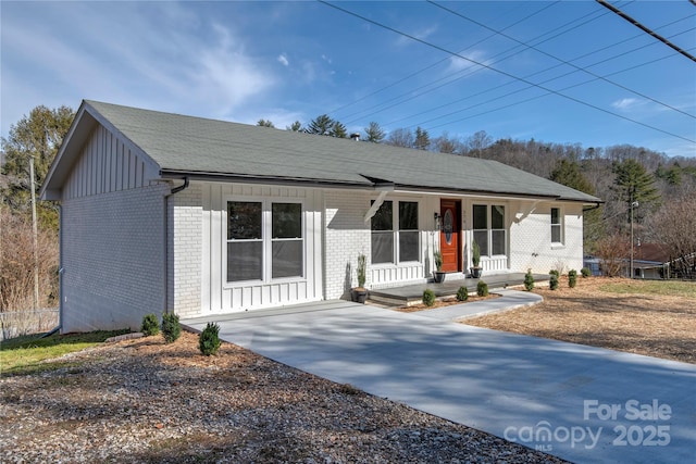 374 Mills Gap Rd, Asheville, NC 28803 - photo 2
