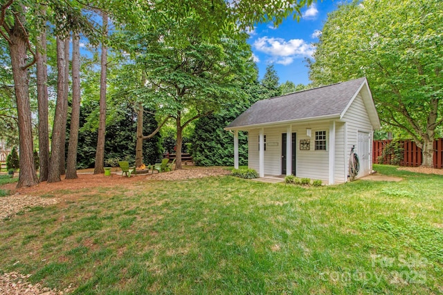 149 Harbor Landing Dr, Mooresville, NC 28117 - view of yard featuring an outdoor structure