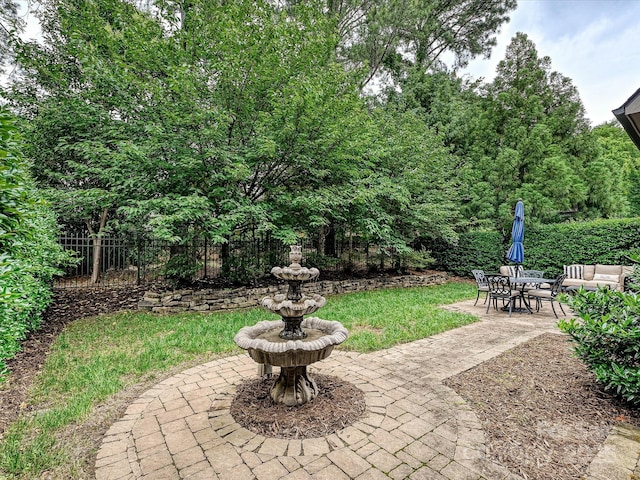 6128 Fletcher Cir, Charlotte, NC 28226 - view of patio